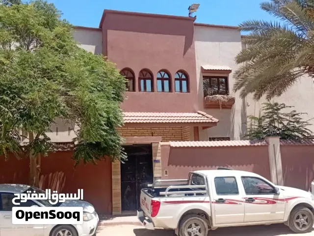صورة 1 لـ فيلا للبيع زاوية دهماني — النوفليين قرب مسجد قبطان — طرابلس